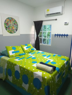 Hotelito La Aventura, AC private WC rooms near the old town